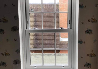 Sliding sash window